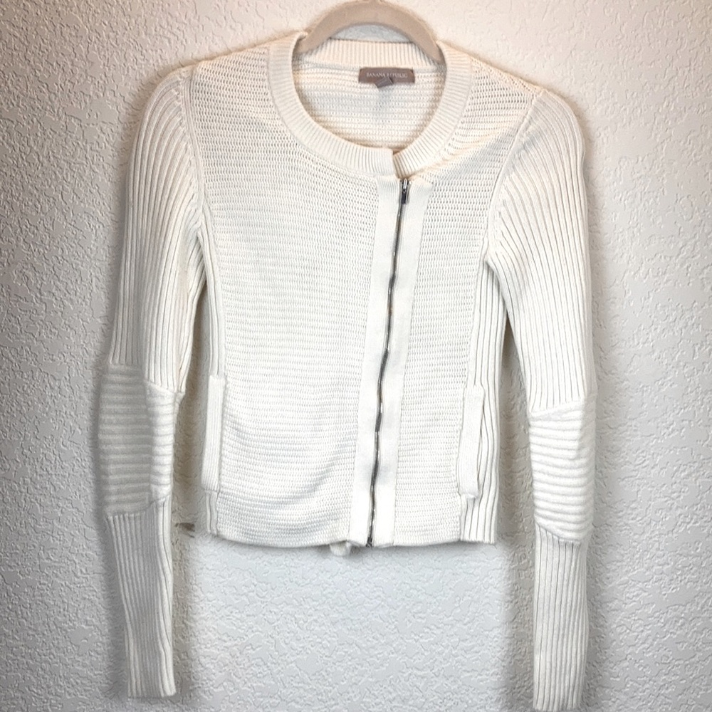 *Banana Republic Cream Moto Style Zip Up Size XS Long Sleeve Sweater A135